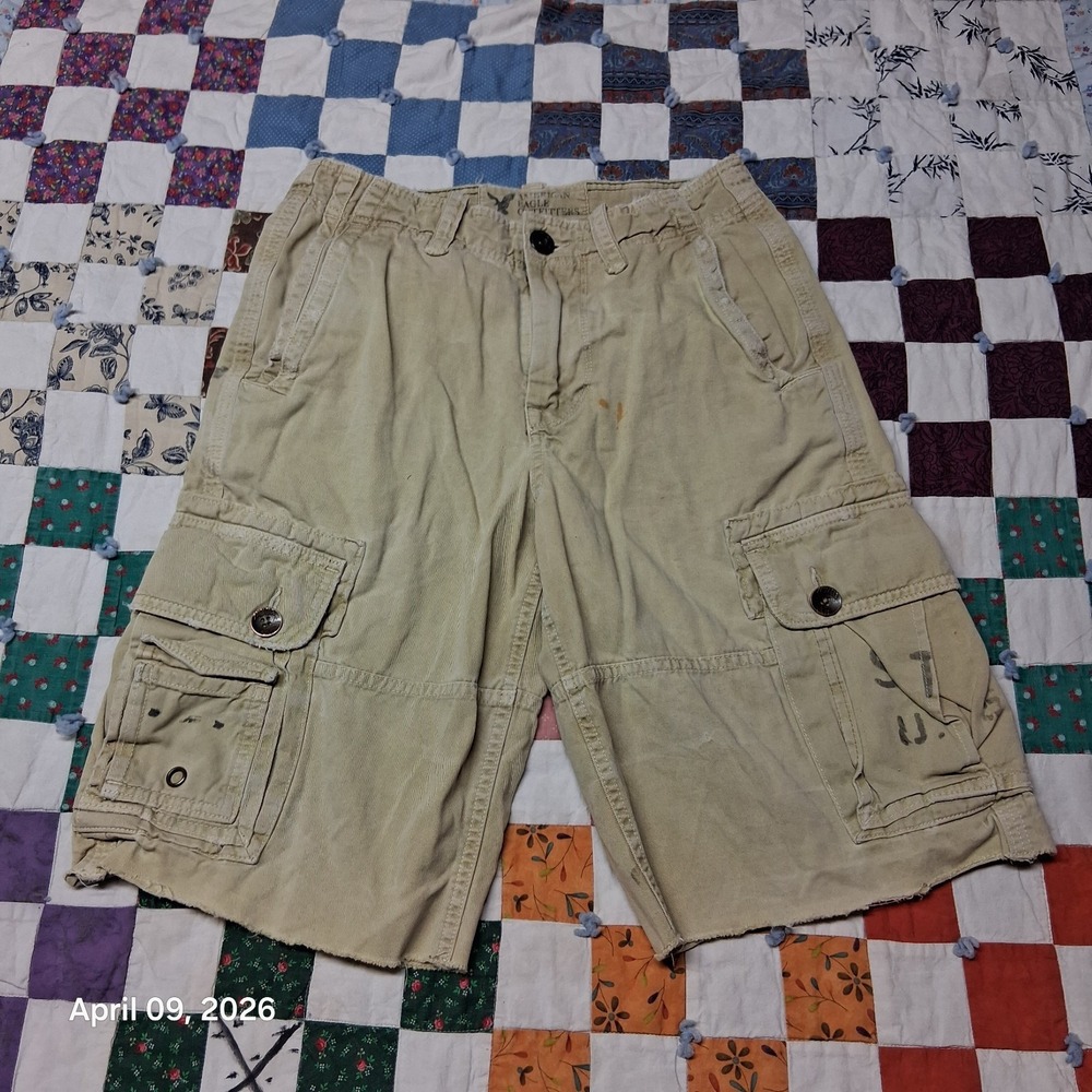 American Eagle Outfitters Longer Length Cargo Khaki Shorts Size 28 Utility Y2K